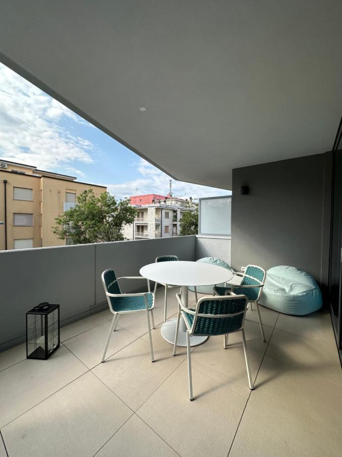 Aparthotel Zefiro Com Design, Large Terrace, Bike, Near Beach And Thermal Градо Екстериор снимка