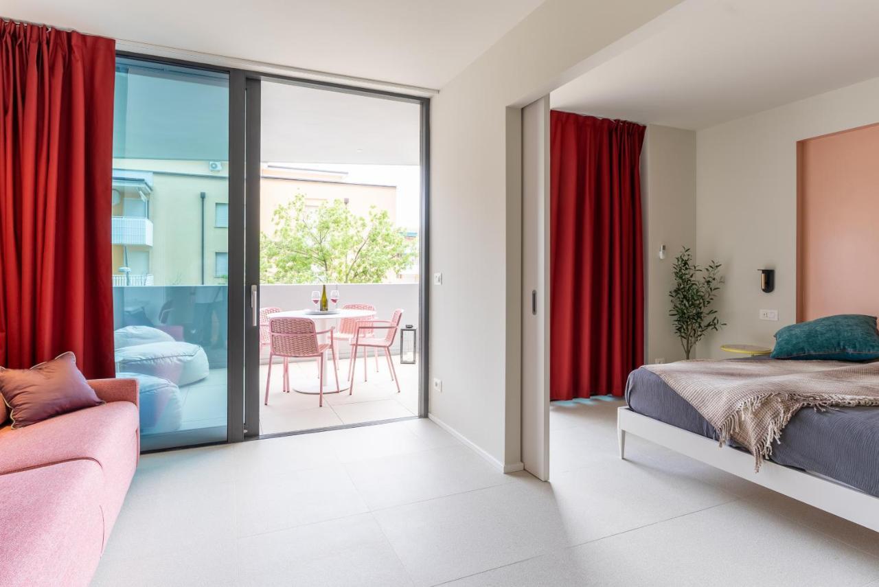 Aparthotel Zefiro Com Design, Large Terrace, Bike, Near Beach And Thermal Градо Екстериор снимка