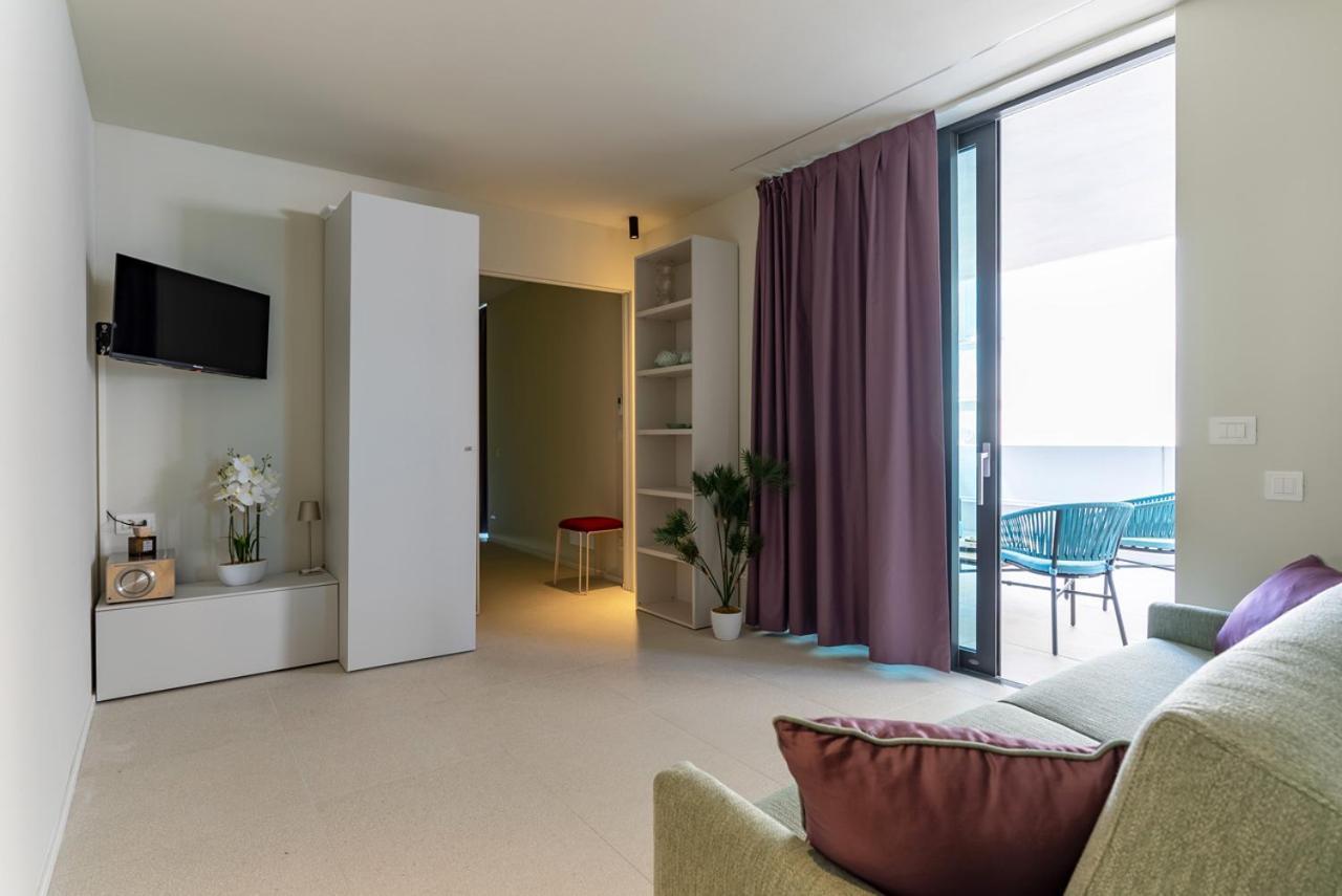 Aparthotel Zefiro Com Design, Large Terrace, Bike, Near Beach And Thermal Градо Екстериор снимка